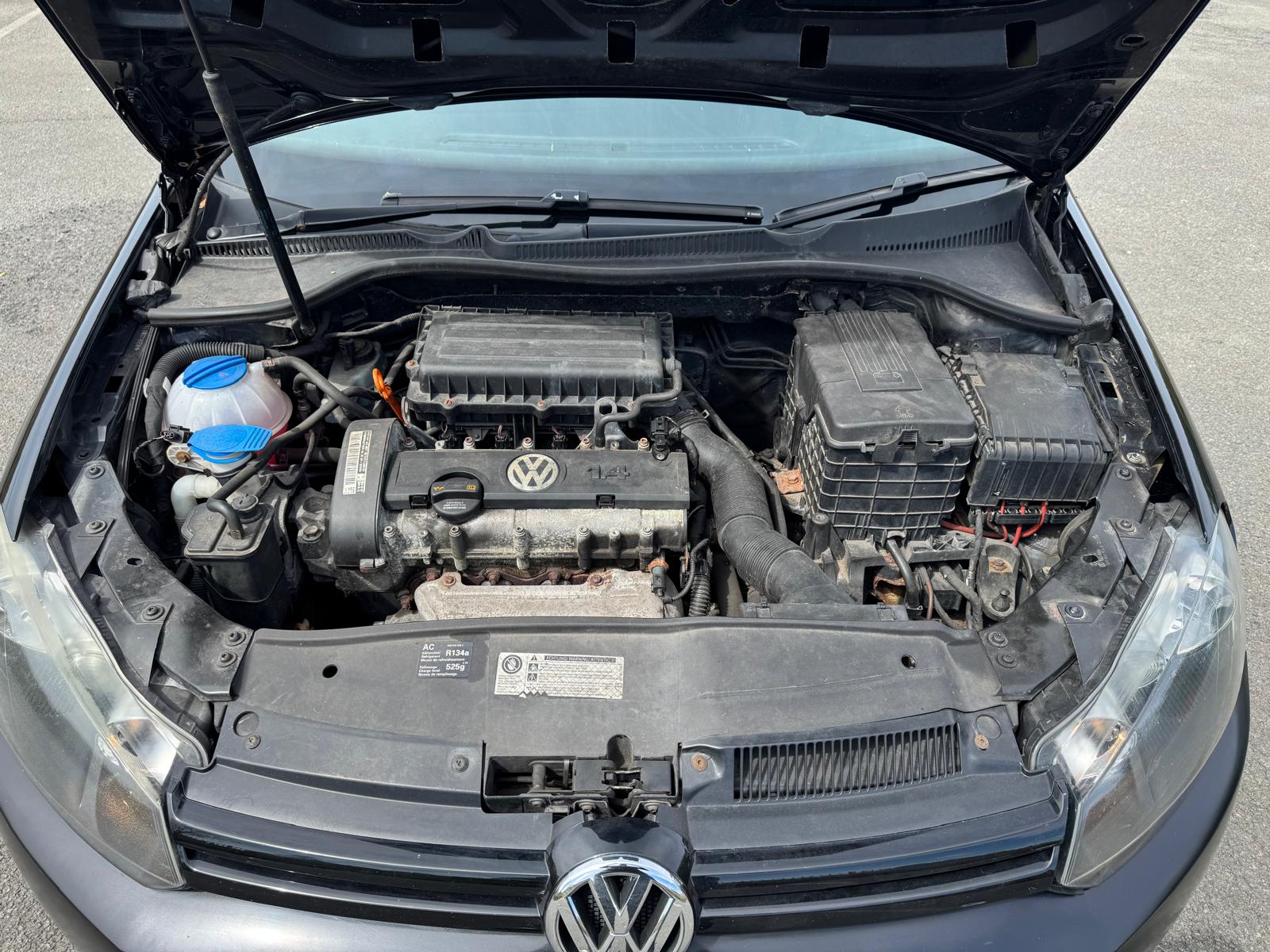 VOLKSWAGEN GOLF S